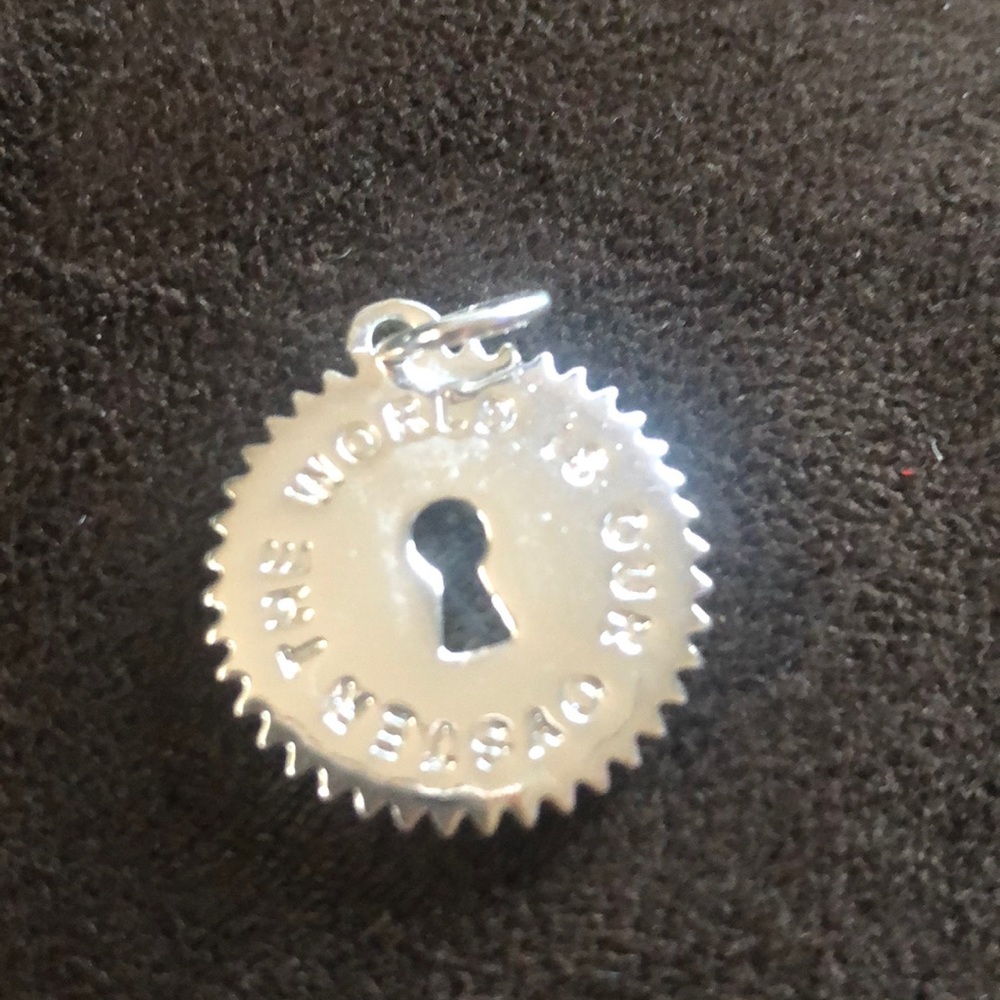 Silver Indi Token World Is Our Oyster